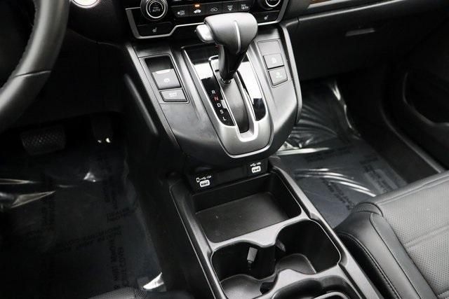Photo of 2022 Platinum White Pearl Honda CR-V