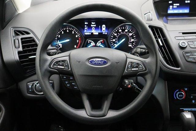 Photo of 2017 Lightning Blue Metallic Ford Escape