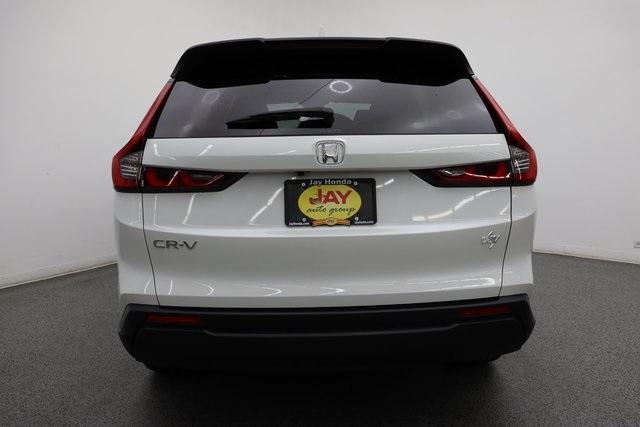 Photo of 2023 Platinum White Pearl Honda CR-V