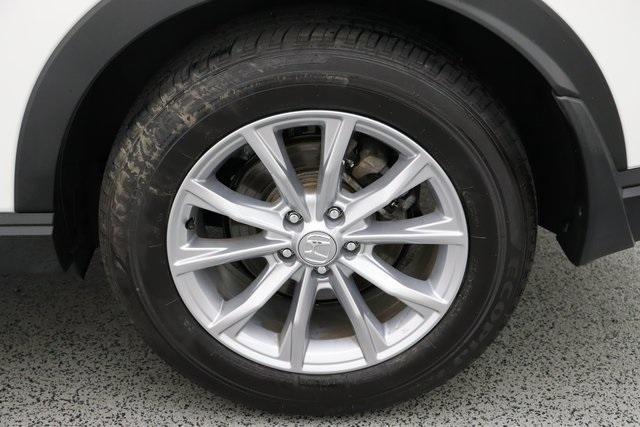 Photo of 2023 Platinum White Pearl Honda CR-V