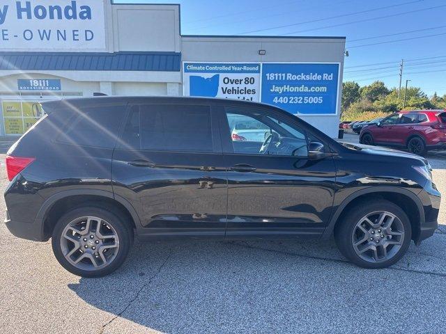Photo of 2022 Crystal Black Pearl Honda Passport