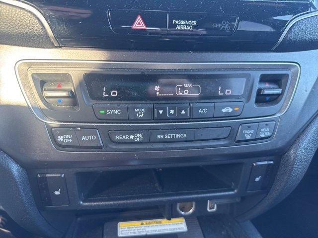 Photo of 2022 Crystal Black Pearl Honda Passport