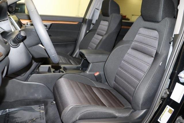 Photo of 2022 Crystal Black Pearl Honda CR-V