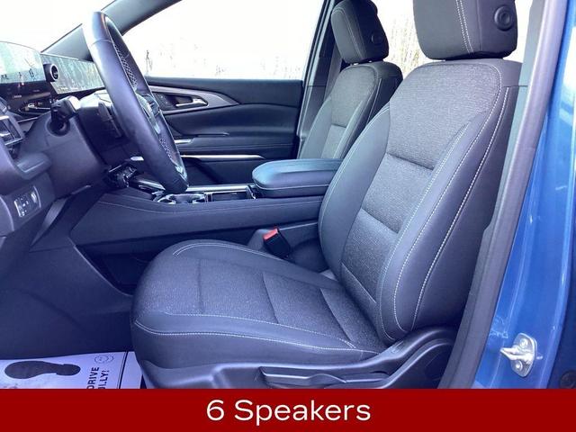 Photo of 2024 Lakeshore Blue Metallic Chevrolet Traverse