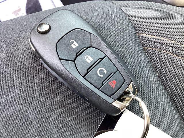 Photo of 2020 Silver Ice Metallic Chevrolet Trax