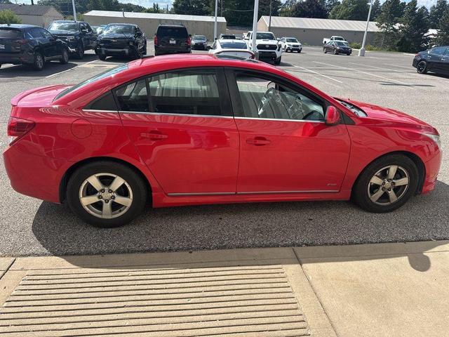 Photo of 2014 Red Chevrolet Cruze