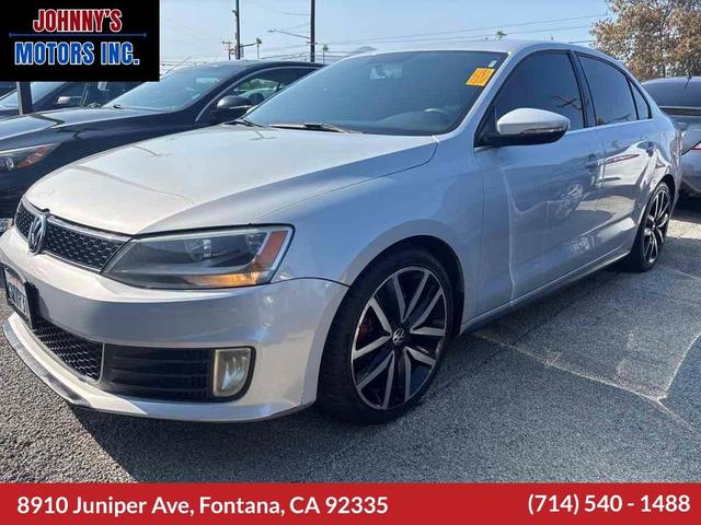 Photo of 2012 Frost Silver Metallic Volkswagen Jetta