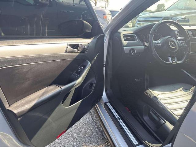 Photo of 2012 Frost Silver Metallic Volkswagen Jetta