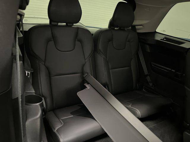 Photo of 2024 Denim Blue Metallic Volvo XC90 Recharge Plug-In Hybrid