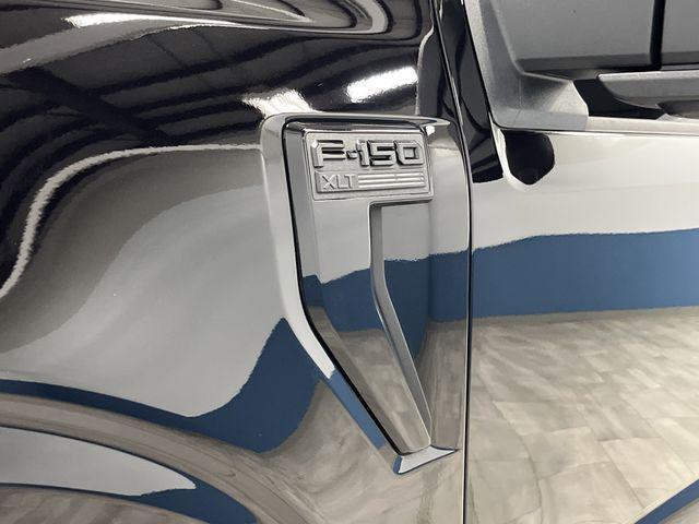 Photo of 2024 Agate Black Metallic Ford F-150