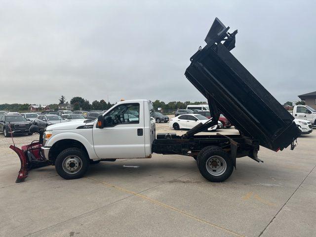 Photo of 2015 Oxford White Ford F-350