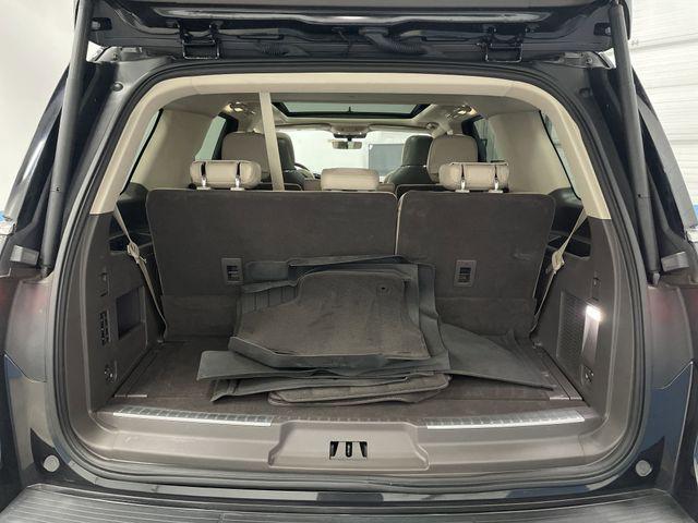 Photo of 2023 Starlight Gray Premium Colorant Lincoln Navigator
