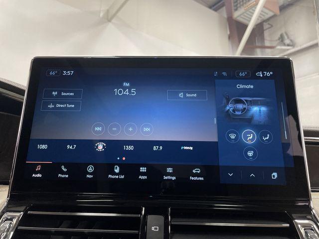 Photo of 2023 Starlight Gray Premium Colorant Lincoln Navigator