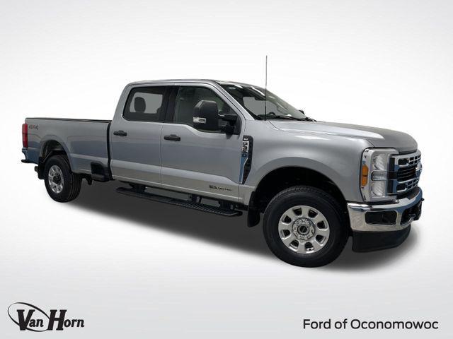 Photo of 2023 Iconic Silver Metallic Ford F-350