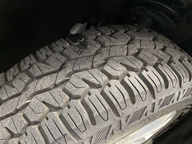 Photo of 2021 Carbonized Gray Metallic Ford Escape