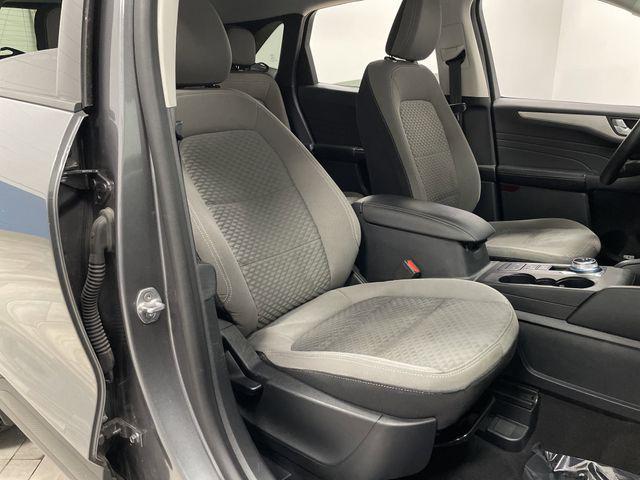 Photo of 2021 Carbonized Gray Metallic Ford Escape