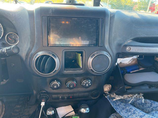 Photo of 2014 Black Clearcoat Jeep Wrangler