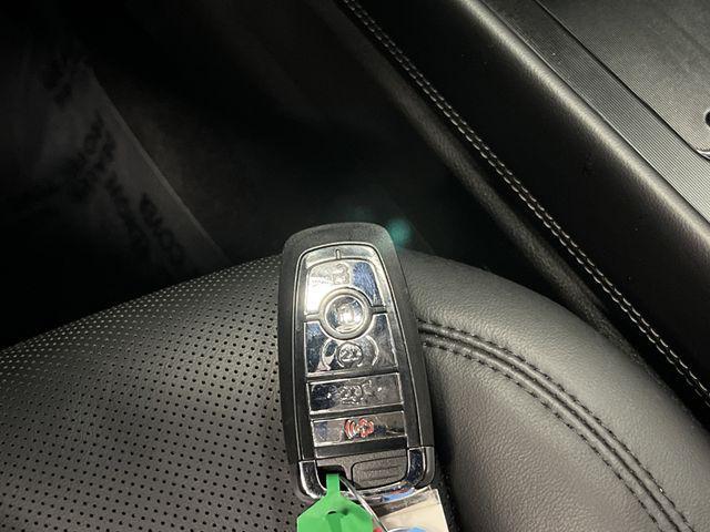Photo of 2024 Infinite Black Metallic Clearcoat Lincoln Corsair