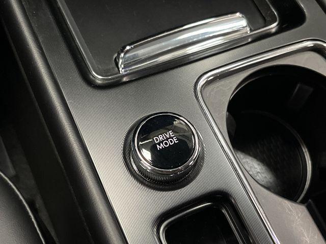 Photo of 2024 Infinite Black Metallic Clearcoat Lincoln Corsair
