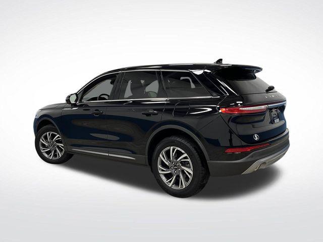 Photo of 2024 Infinite Black Metallic Clearcoat Lincoln Corsair