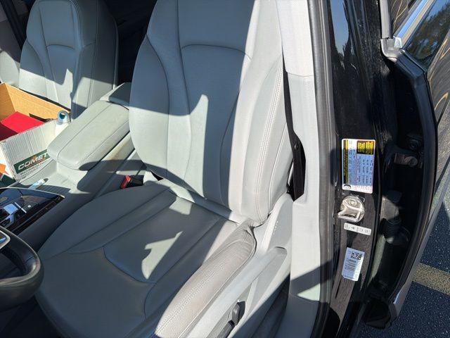 Photo of 2018 Black Audi Q7