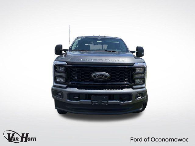 Photo of 2025 Carbonized Gray Metallic Ford F-250