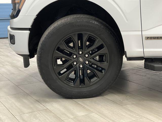 Photo of 2024 Oxford White Ford F-150