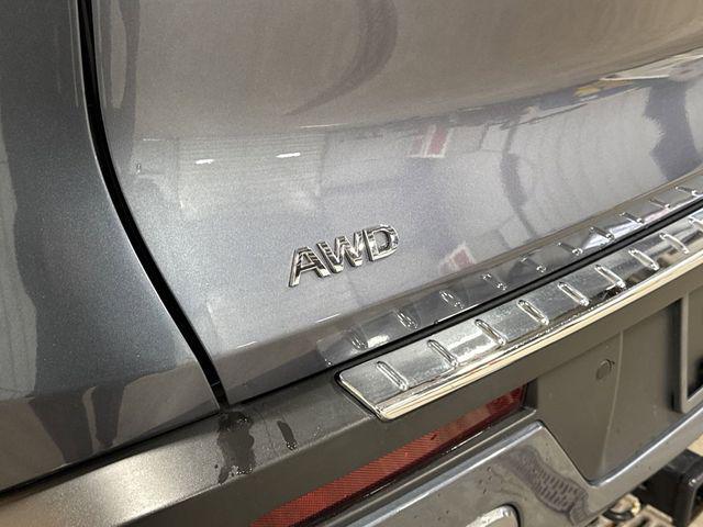 Photo of 2023 Moonbow Blue INFINITI QX60