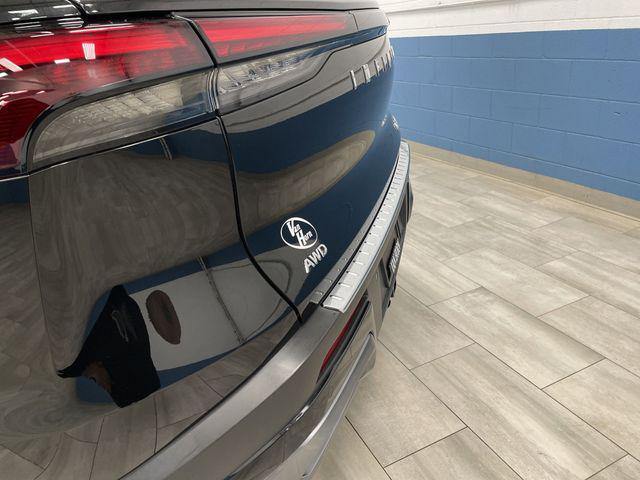 Photo of 2024 Mineral Black INFINITI QX60