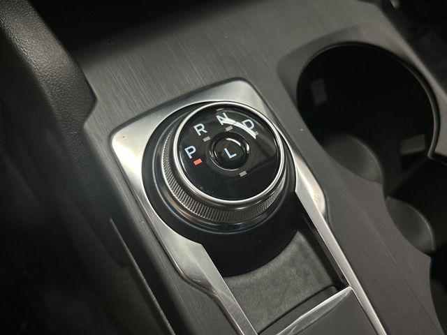 Photo of 2024 Oxford White Ford Escape