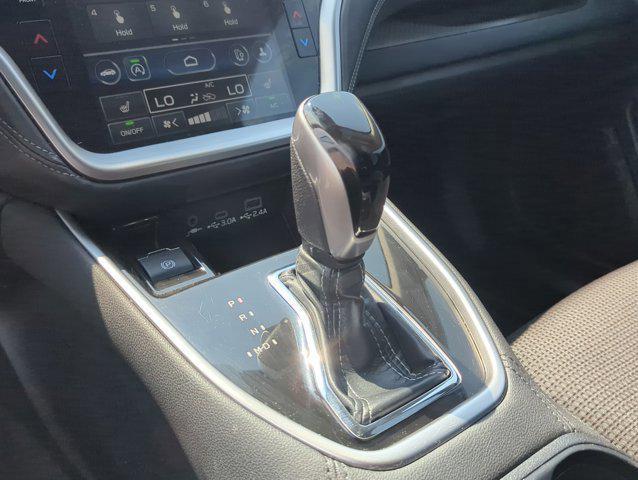 Photo of 2023 Ice Silver Metallic Subaru Outback