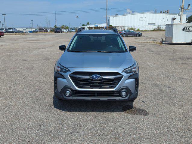 Photo of 2023 Ice Silver Metallic Subaru Outback