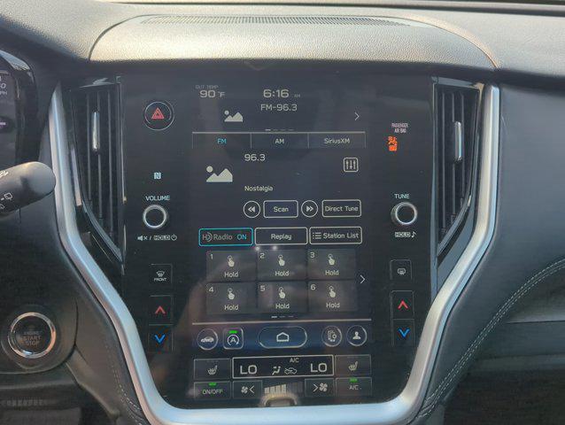 Photo of 2023 Ice Silver Metallic Subaru Outback
