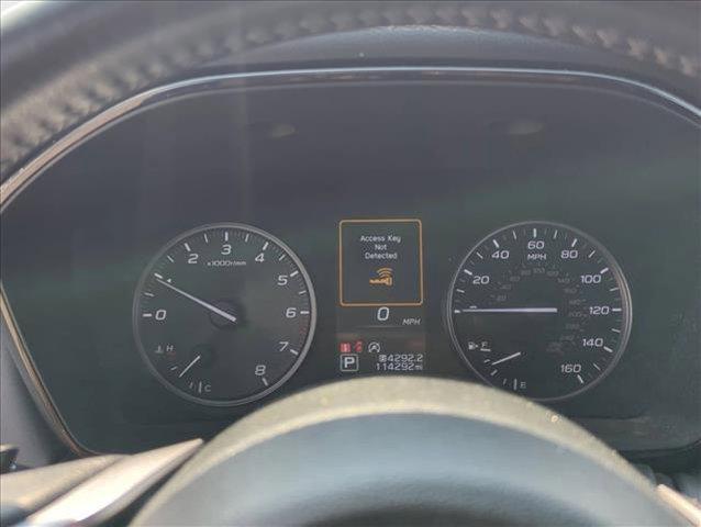 Photo of 2023 Ice Silver Metallic Subaru Outback