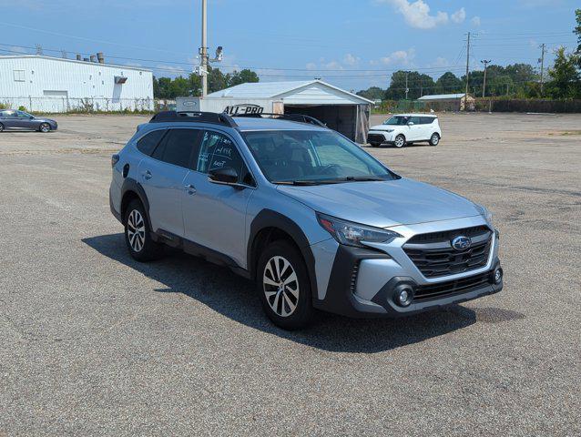 Photo of 2023 Ice Silver Metallic Subaru Outback