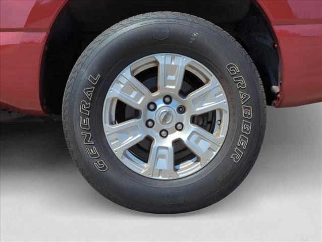 Photo of 2019 Cayenne Red Metallic Nissan Titan