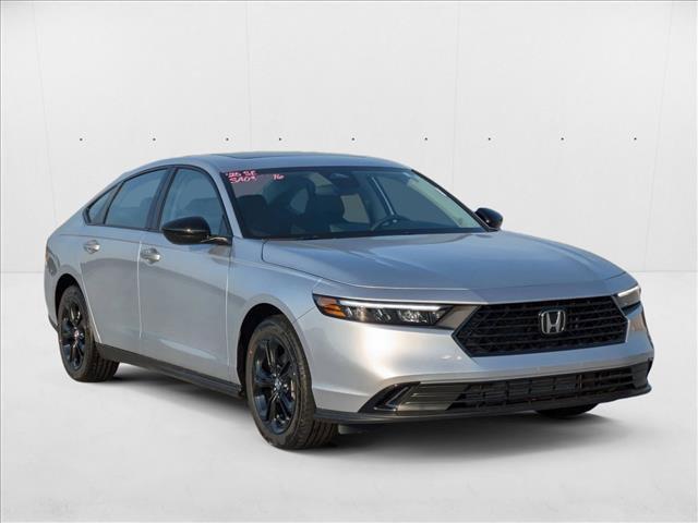 Photo of 2025 Solar Silver Metallic Honda Accord