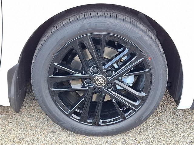 Photo of 2025 Ice Toyota Camry