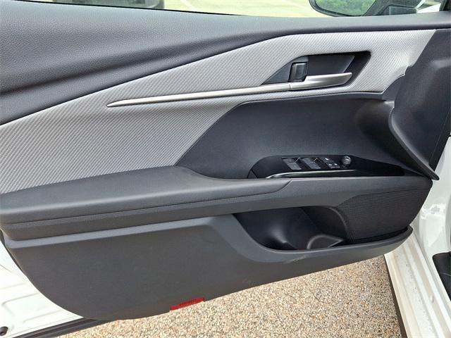 Photo of 2025 Ice Toyota Camry