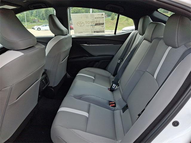 Photo of 2025 Ice Toyota Camry