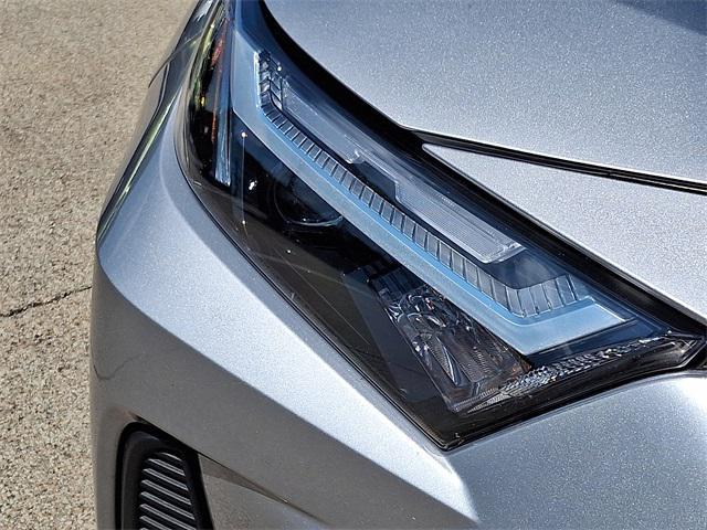 Photo of 2023 Silver Sky Metallic Toyota RAV4