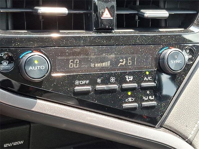 Photo of 2022 Midnight Black Metallic Toyota Camry