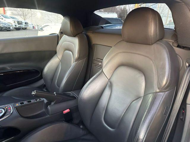 Photo of 2011 Black Audi R8