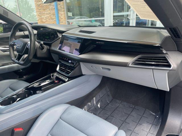 Photo of 2022 Kemora Gray Metallic Audi e-tron GT
