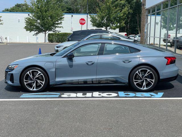 Photo of 2022 Kemora Gray Metallic Audi e-tron GT