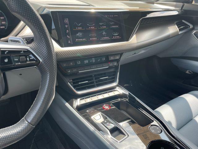 Photo of 2022 Kemora Gray Metallic Audi e-tron GT