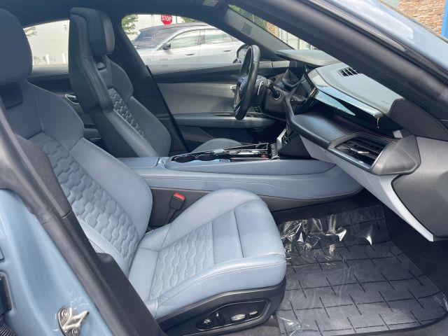 Photo of 2022 Kemora Gray Metallic Audi e-tron GT