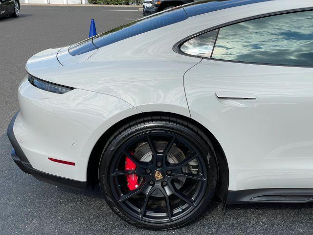 Photo of 2022 Gray Porsche Taycan