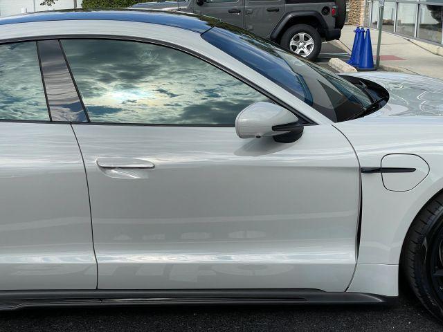 Photo of 2022 Gray Porsche Taycan
