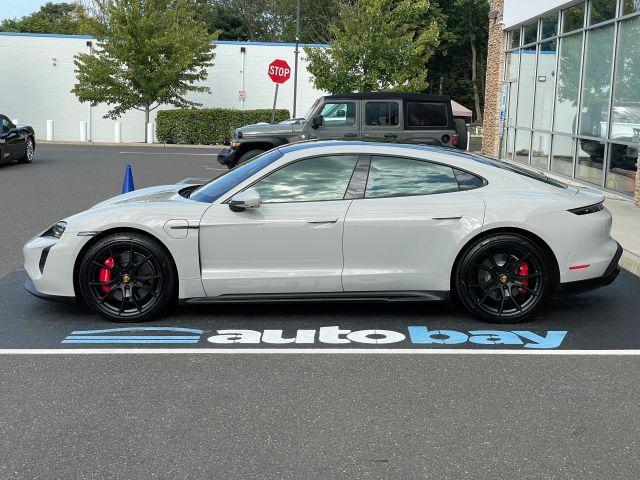 Photo of 2022 Gray Porsche Taycan